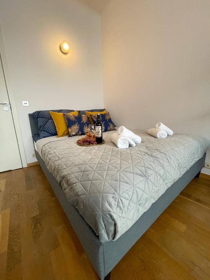 Wiejska 14: Smart City Center Apartment near Parliament Warsaw Exterior photo