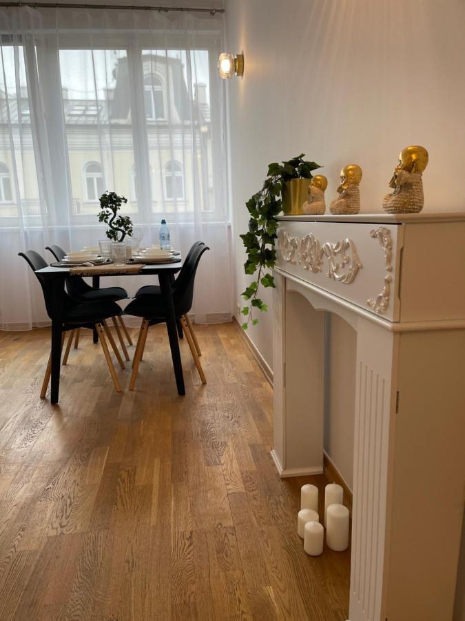 Wiejska 14: Smart City Center Apartment near Parliament Warsaw Exterior photo